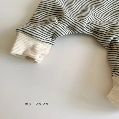 Long Sleeve Infant Baby Rompers Clothes Striped Infant Girls Boys Jumpsuits Simple Baby Playsuit for Newborns