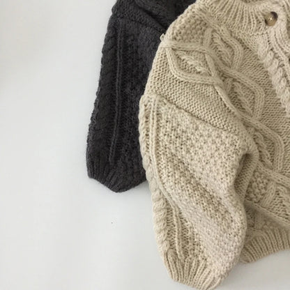 Kinderkleidung Einreihiger Mädchenpullover Kurzer Stil Jungen Strickjacken Strickpullover 1-7 Jahre