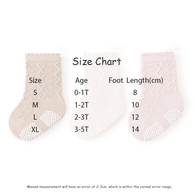 Lot de 3 paires de chaussettes antidérapantes pour bébé quatre saisons – Jolies chaussettes de sol en coton de couleur unie (0-8 ans)