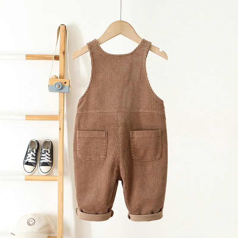 1-4Y Frühling Kinder Baby Kleidung Herz Stickerei Baby Jungen Mädchen Bib Hosen Solide Overalls Cord Casual Strumpf Outwear