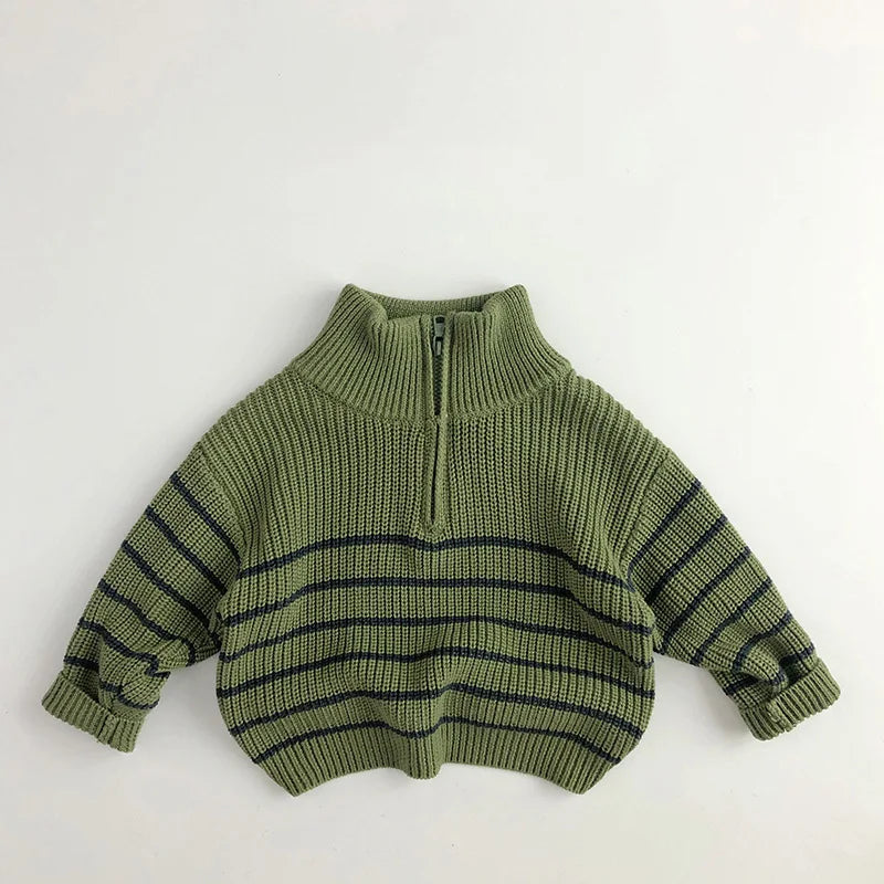 Herbstlicher Kinderpullover mit Stehkragen und Streifen – Pullover für Jungen und Strickjacke mit halbem Reißverschluss für Mädchen