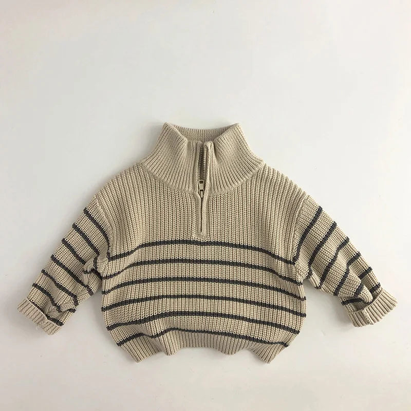 Herbstlicher Kinderpullover mit Stehkragen und Streifen – Pullover für Jungen und Strickjacke mit halbem Reißverschluss für Mädchen