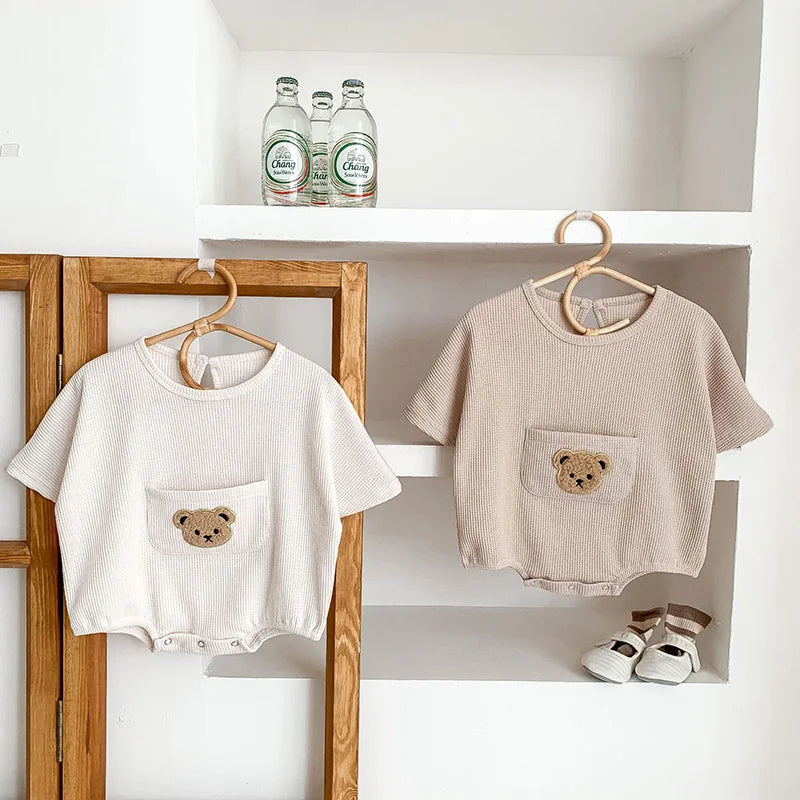 Babykleidung Waffelmuster – Einteiliger Bären-Bodysuit für Jungen (0–3 Jahre)