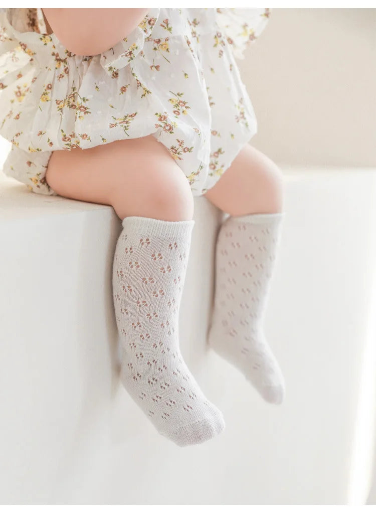 Lot de 4 paires de chaussettes ajourées en maille pour bébé fille – Collants d'été mi-mollet (bébé/enfant en bas âge)