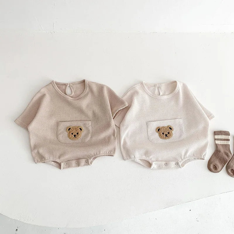 Babykleidung Waffelmuster – Einteiliger Bären-Bodysuit für Jungen (0–3 Jahre)