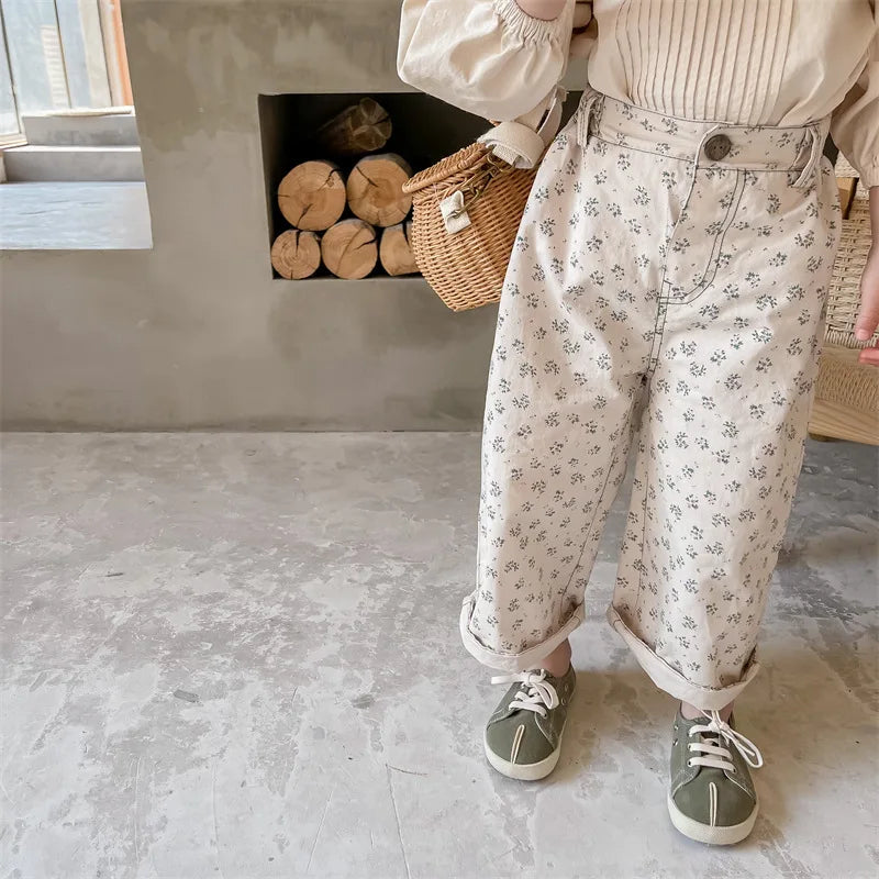 Herbstliche Blumenhosen für Kinder – Stilvolle Mädchenhosen (1–6 Jahre)