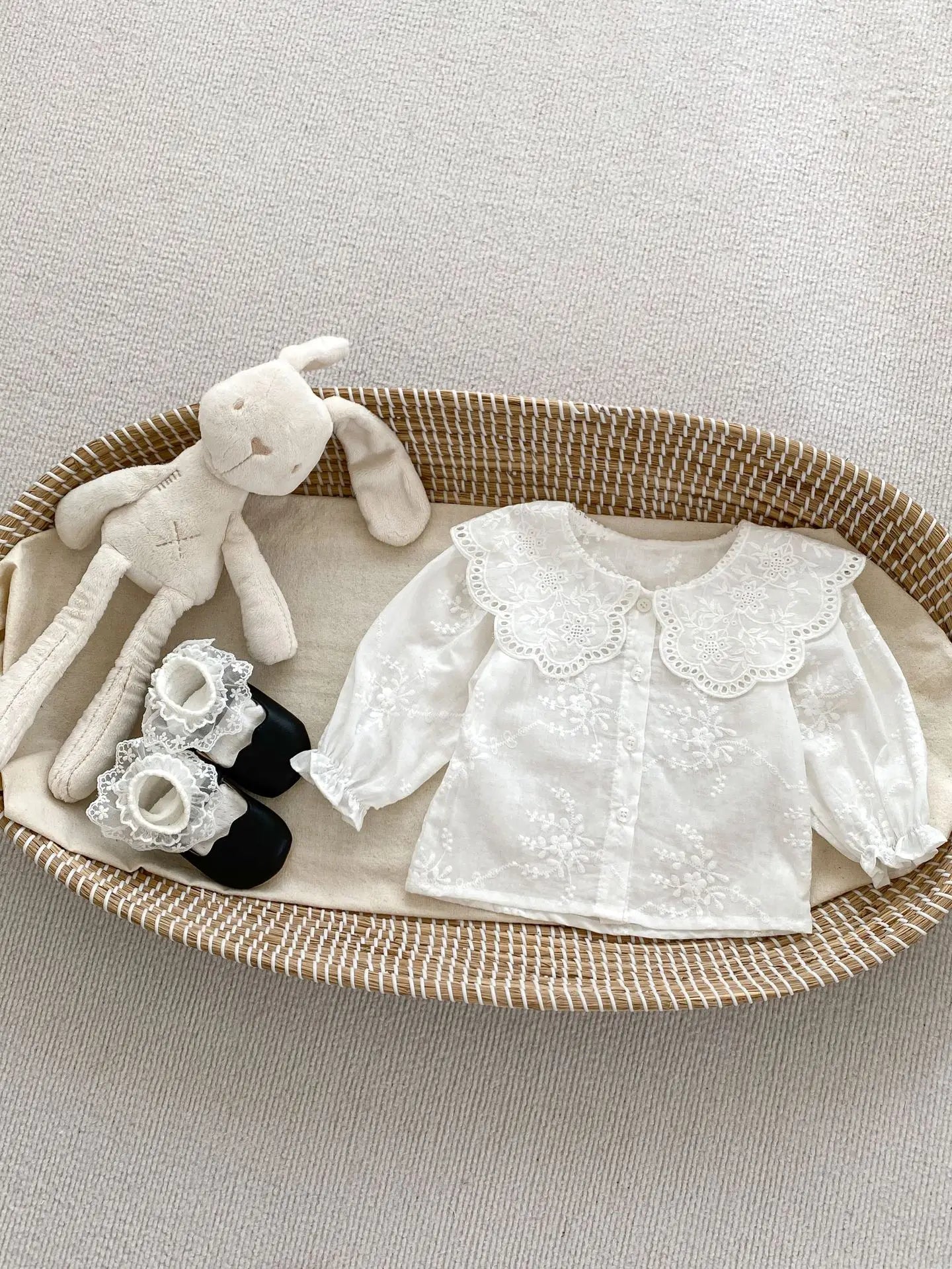 Kleidungsset für Kinder und Baby-Mädchen – Prinzessinnenbluse mit großem Kragen und Spitzen-Body, 2-teiliges Outfit