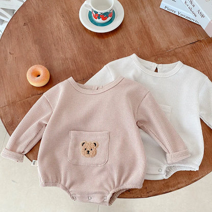 Babykleidung Waffelmuster – Einteiliger Bären-Bodysuit für Jungen (0–3 Jahre)